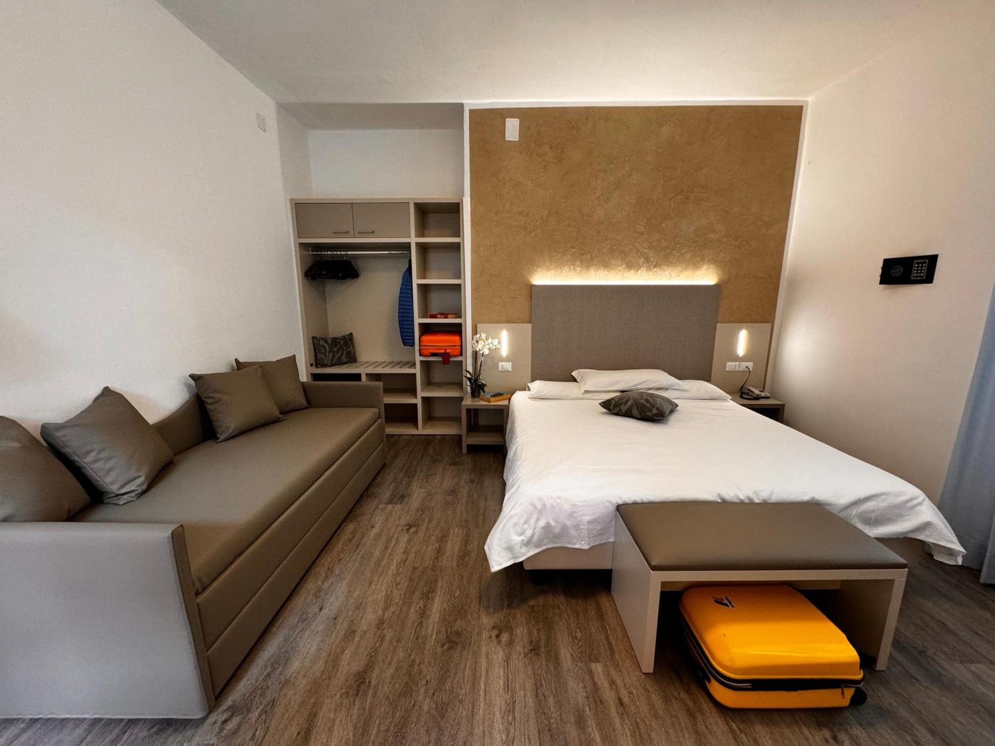 Hotel Etna カオルレ エクステリア 写真